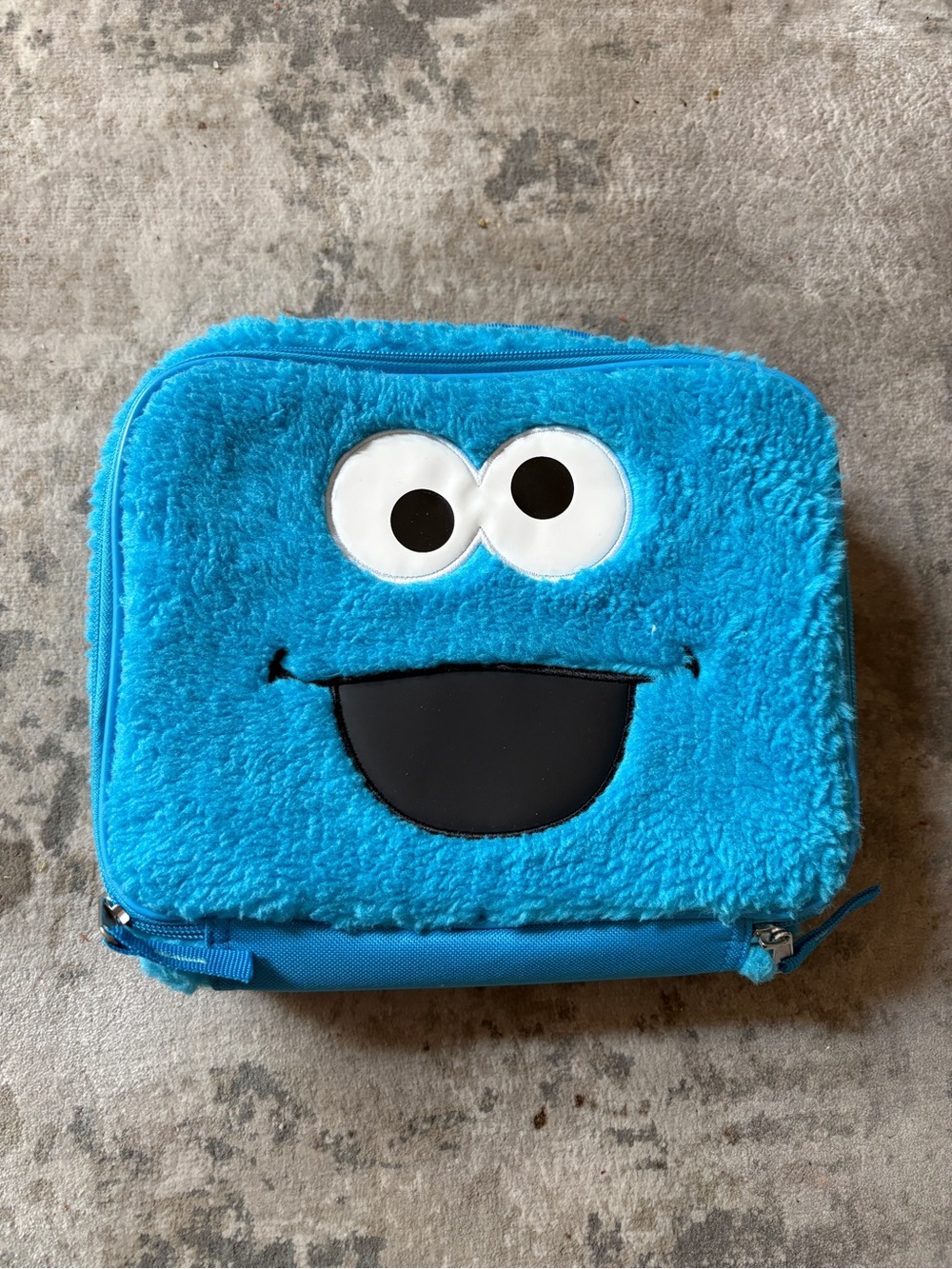 Sesame Street Cookie Monster lunch box